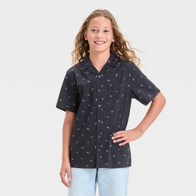 Boys' Short Sleeve Woven Printed Button-Down Shirt - art class™